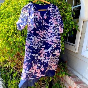 Avril brand size M. I think it would fit S or med